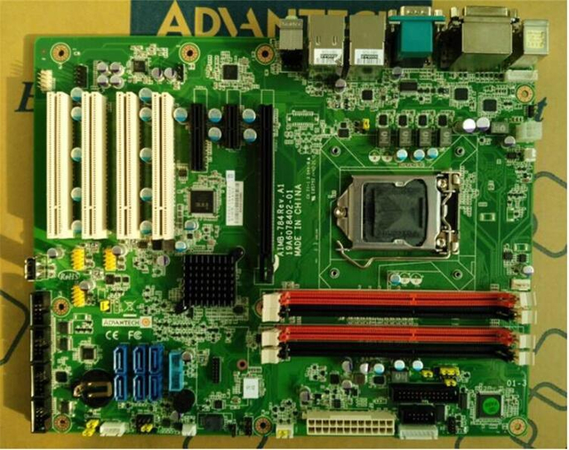 اللوحة الأم للتحكم الصناعي Advantech AIMB-582، اللوحة الأم MicroATX، مجموعة شرائح Q77/C216